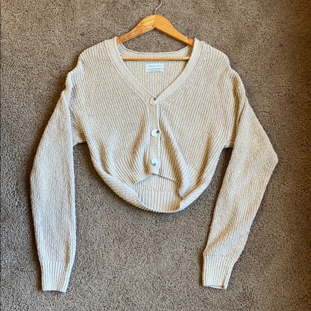 PERFECT URBAN OUTFITTERS SWEATER